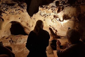 Во Франции нашли самые древние наскальные рисунки неандертальцев: им около 75 000 лет