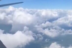 Багажный люк самолёта открылся прямо во время полета
