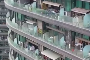 Китайский "человейник", в котором может проживать около 20 тысяч человек