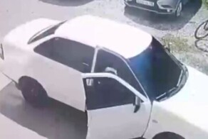 В Свердловской области мужчину избили из-за того, что он сделал замечание о тонировке сотруднице полиции