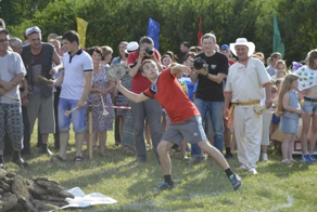 В Пермском крае  прошёл фестиваль по метанию коровьих лепёшек