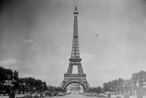 Человек, который продал Эйфелеву башню —&nbsp;дважды