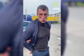 В Бокситогорске задержали водителя, решившего устроить бар прямо в машине