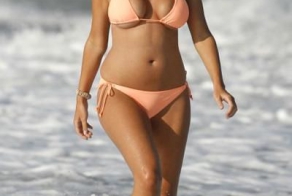 Звездные бикини розового цвета (50 фото)