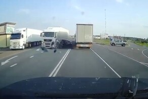 В Иркутской области водитель легковушки попал в страшное ДТП, но не получил ни одной травмы