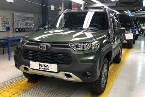 Дилеры снимают с продажи бракованные Lada Niva с кривыми бамперами