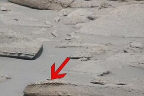 На Марсе разбился корабль пришельцев? Curiosity нашел загадочный объект