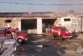 В Краснодарском крае сгорел склад с вином