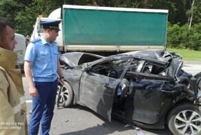 На трассе М-8 в Ярославской области столкнулось 9 автомобилей