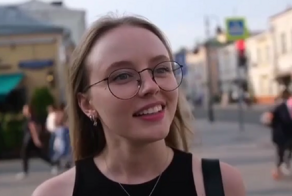 «Какие репрессии?»: журналист взял интервью у прохожих на улицах Москвы и сильно удивился