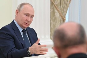 Путин: все чиновники РФ должны ездить на автомобилях отечественного производства