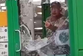 Мужчине не угодила входная зона "Пятёрочки"