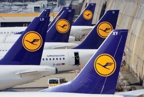 Отомстил: пилот Lufthansa после отказа в посадке нарисовал в небе забавное послание