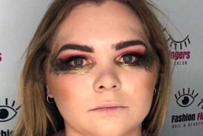 15 человек, которые навели в салоне красоту, а так и не скажешь