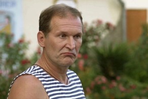 «Он был еще нормальным, а может быть и нет»: каким был Зеленский на съемках знаменитых «Сватов»