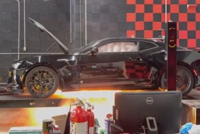 Chevrolet Camaro загорелся на диностенде во время испытаний