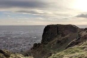 "Кто это?": мужчина сделал фото и заметил на заднем плане человека