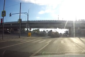 Какие-то они оба неустойчивые