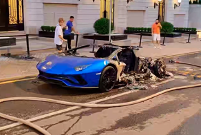 Водитель сгоревшей в Москве Lamborghini просит вернуть ему деньги