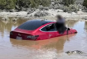 Автопилот Tesla утопил автомобиль