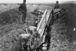 Французский механический траншеекопатель Первой мировой