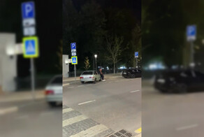 В Звенигороде кавказцы решили по кайфу поиграть в футбол на дороге