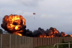 В Италии при падении самолёта на автомобиль, погибла 5-летняя девочка