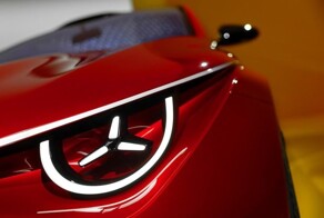Новые модели Mercedes-Benz получат оптику с трёхлучевой звездой