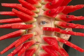 20 необычных масок и украшений художницы