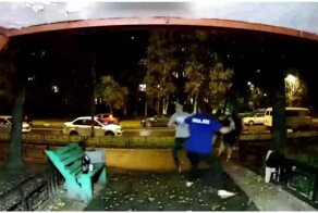 Мужчина с молотком решил проучить пьяных парней, шумевших под окнами