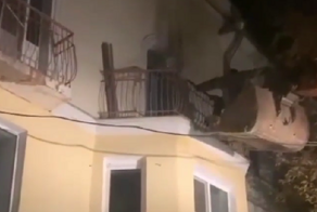 В Екатеринбурге рабочие спасли ребёнка из горящей квартиры с помощью смекалки и ковша экскаватора