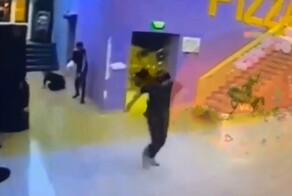 В Уфе двое мигрантов пытались заживо сжечь охранника, не пустившего их в клуб