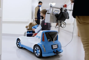 Honda разработала электромобиль, чтобы сделать счастливее маленьких пациентов больниц