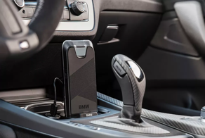 Беспроводная зарядка BMW приводит к поломке iPhone 15