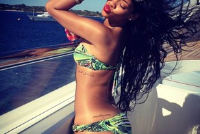 Самые популярные знаменитости в соцсетях (10 фото)