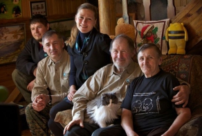 Раньше убивал медведей, теперь спасает (16 фото)