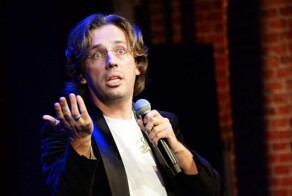 «Я бы пошёл на фронт, но не служил»: Максим Галкин* заявил, что не собирается уезжать со своей новой родины и понадеялся на победу Израиля