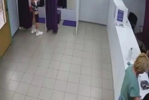 В Крыму мужчина в пункте Wildberries решил надеть новые трусы в открытой примерочной