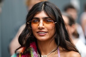 Секс вне политики? Playboy "отменил" порноактрису, поддержавшую Палестину