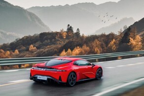 Китайцы представили 1224-стльный электрический гиперкар GAC Hyper SSR
