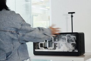 В Южной Корее разработали магические часы со снежной бурей внутри