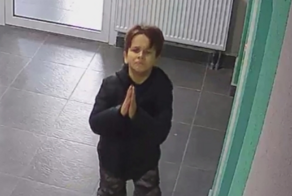 Как камера в подъезде заставляет людей становиться лучше