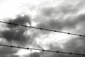 В Хабаровском крае задержали рецидивиста-убийцу, сбежавшего через окно карцера