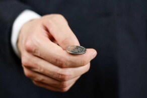 Учёные сотни тысяч раз подбросили монету и выяснили, какая сторона выпадает чаще