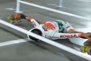 Школьник из Индии поставил рекорд  на роликовых коньках