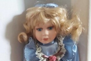 В сети продают "проклятую" куклу с демоническим голосом