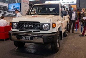 Toyota показала обновлённый Land Cruiser 70 для гуманитарных организаций и ООН