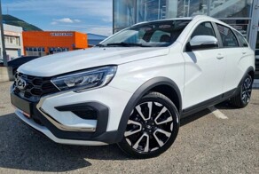 АвтоВАЗ сообщил о возобновлении производства Lada Vesta SW и SW Cross