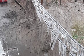Ледяной дождь и море на площади: Приморье накрыл сильнейший циклон
