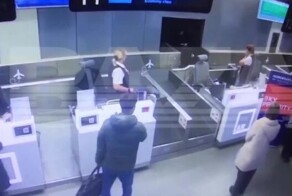 Тариф «Экстра эконом»: пассажир запрыгнул на багажную ленту вслед за своим чемоданом